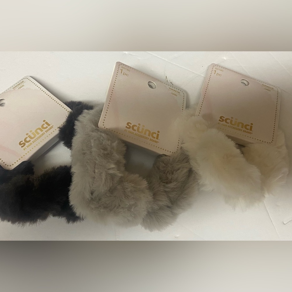 Scunci Fuzzy Hair Scrunchies Set 3x
